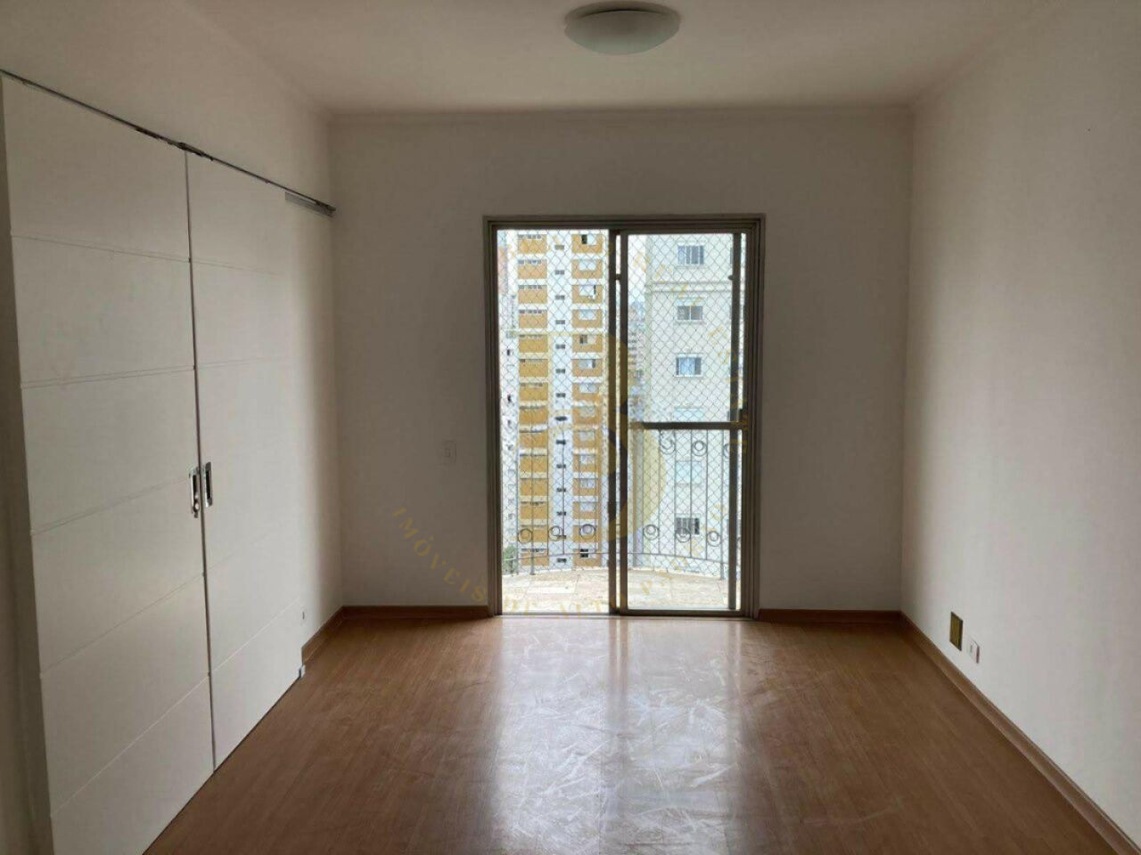 Foto 3 - BR4583
