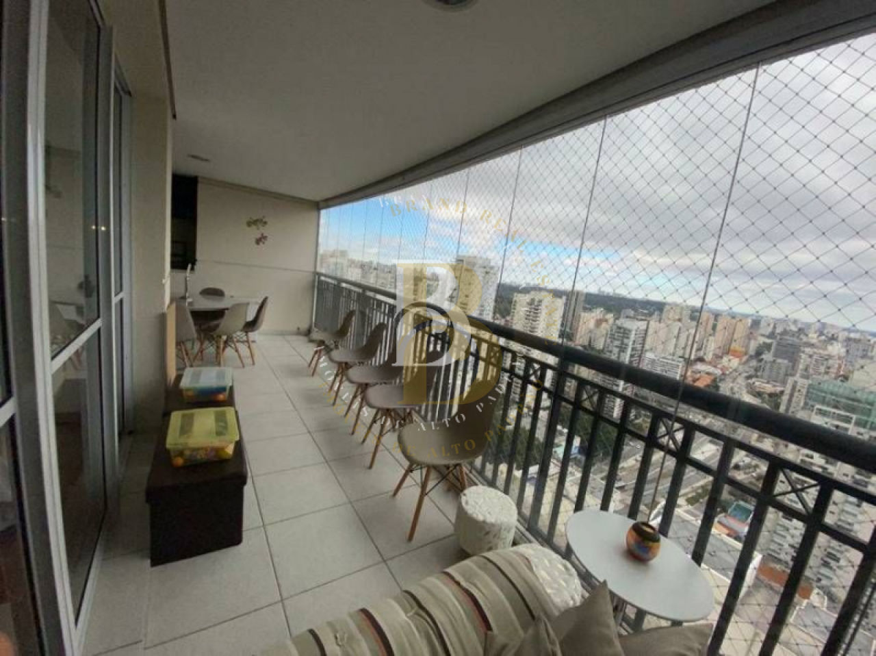 Foto 3 - BR4607