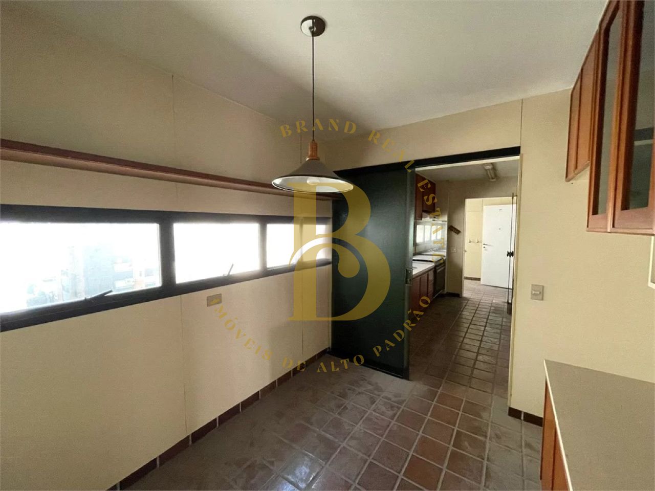 Foto 5 - BR4808