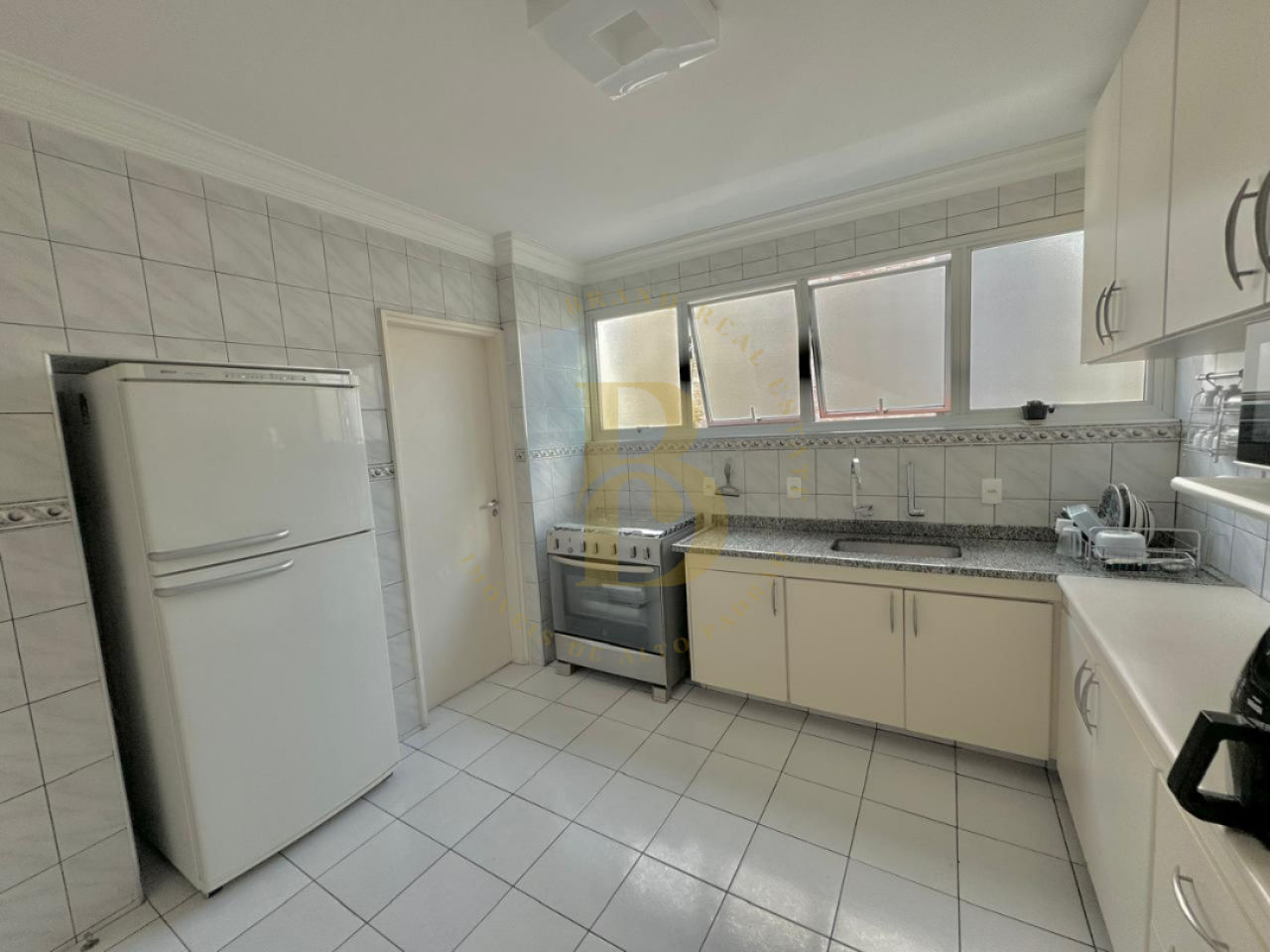 Foto 33 - BR5305