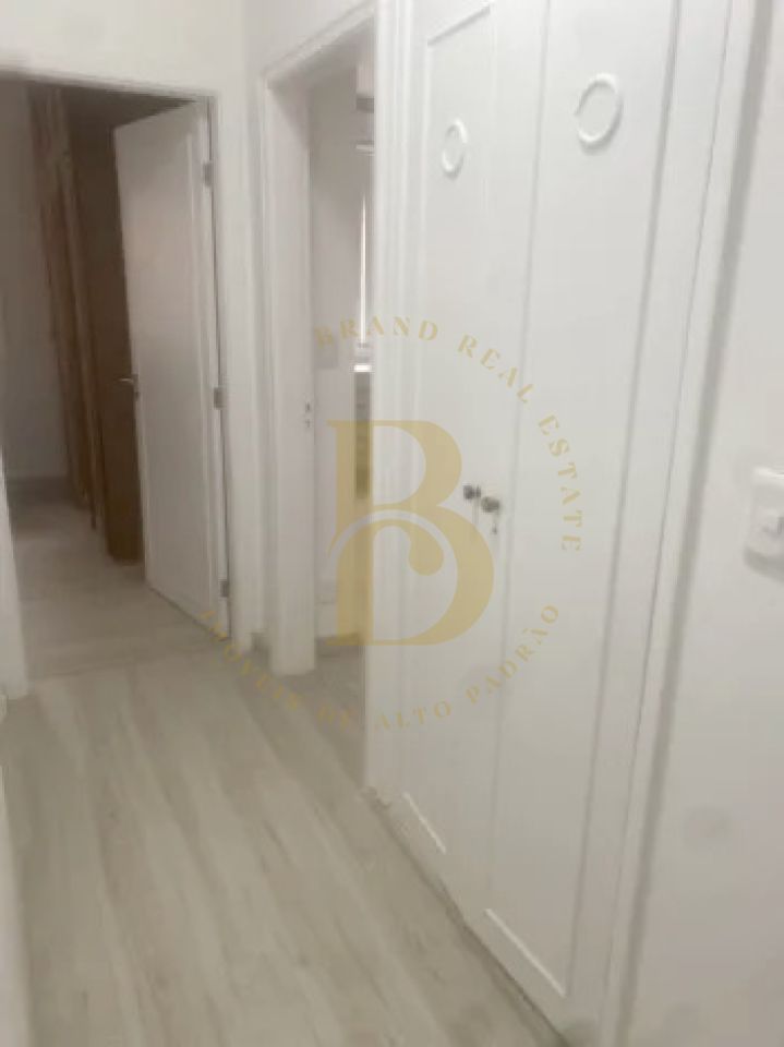 Foto 11 - BR6102