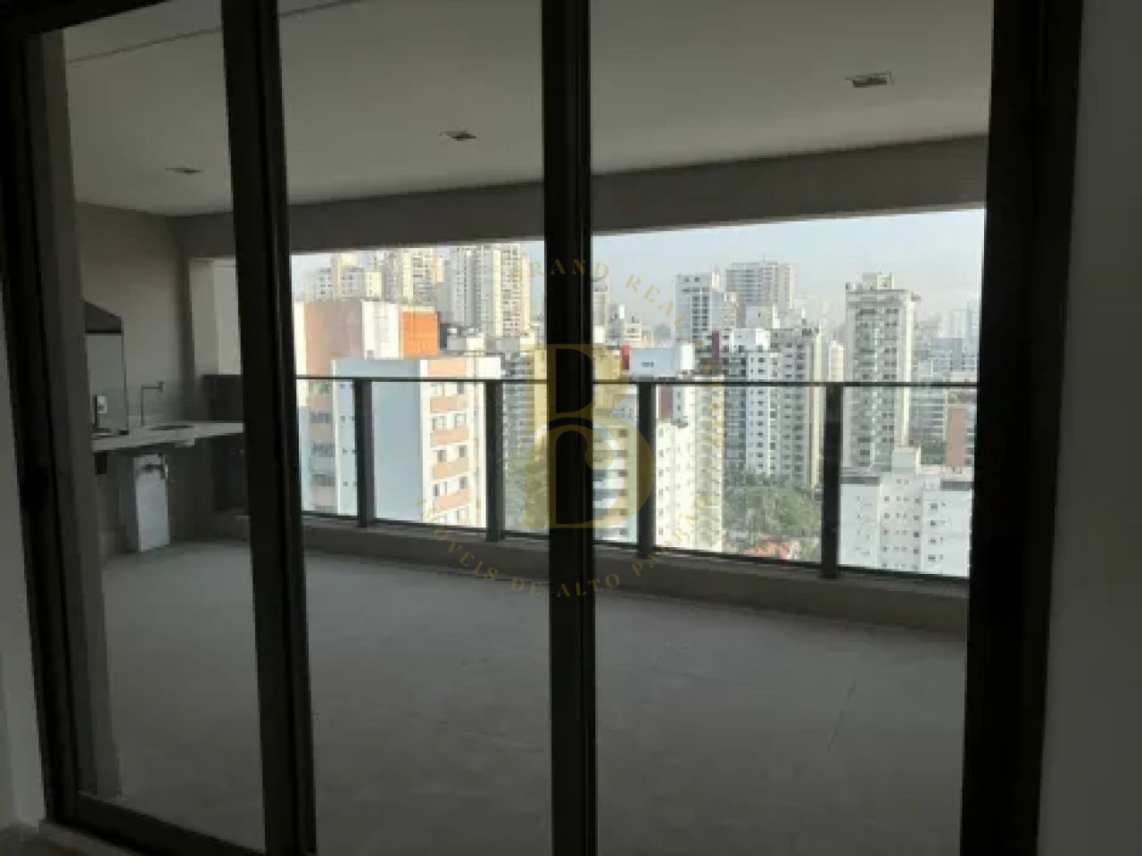 Foto 2 - BR6140