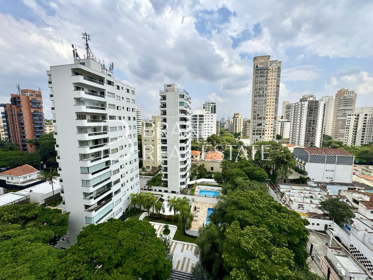 Foto 45 - BR6356