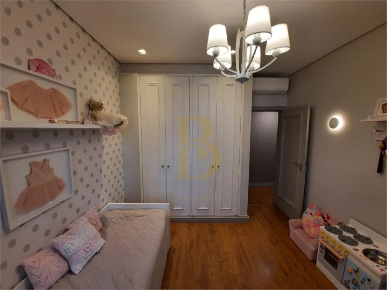 Foto 7 - BR6590