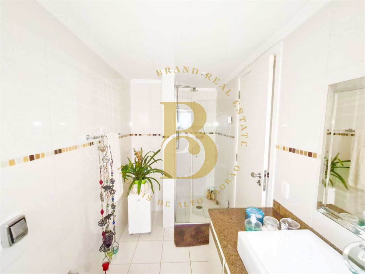 Foto 11 - BR660