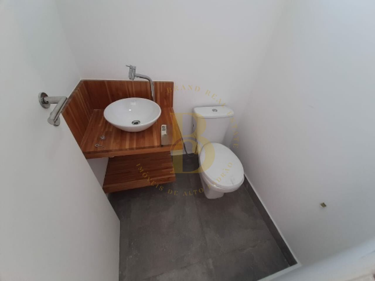 Foto 3 - BR6602