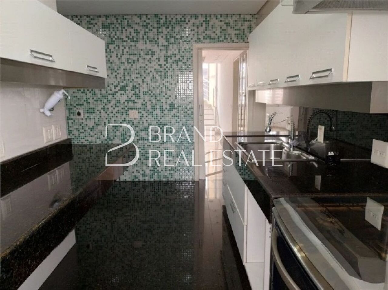 Foto 8 - BR6990