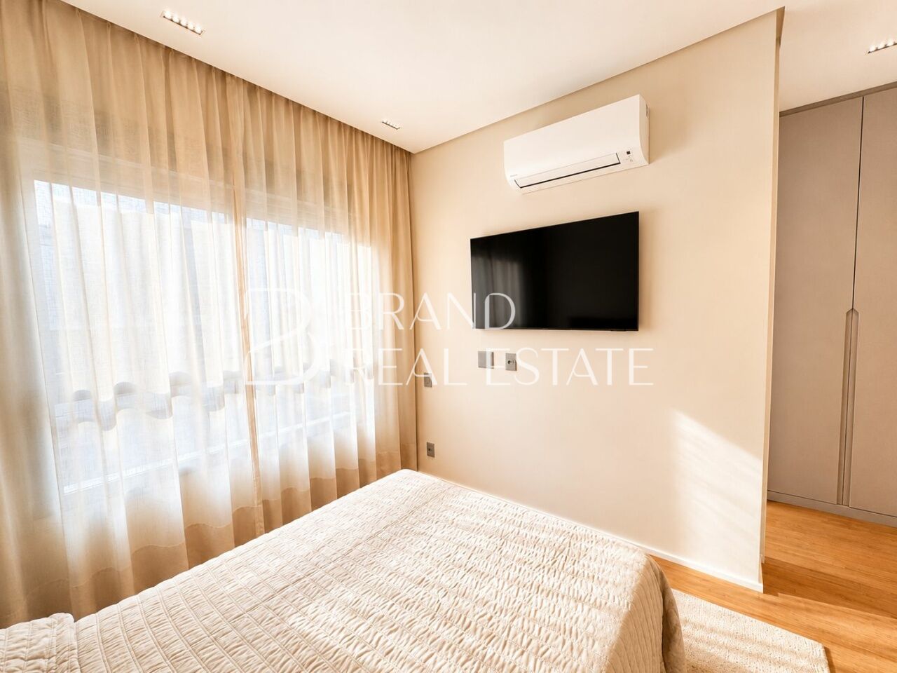 Foto 28 - BR7250