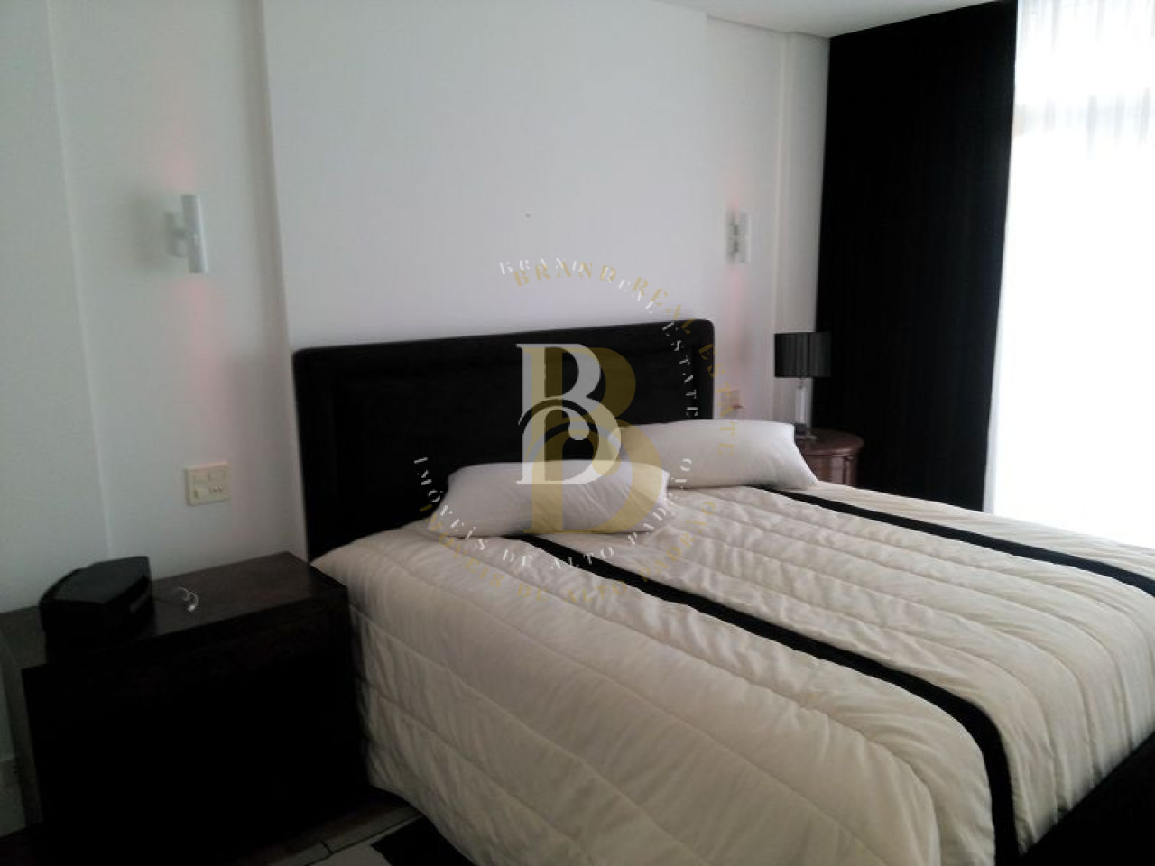 Foto 10 - BR7500