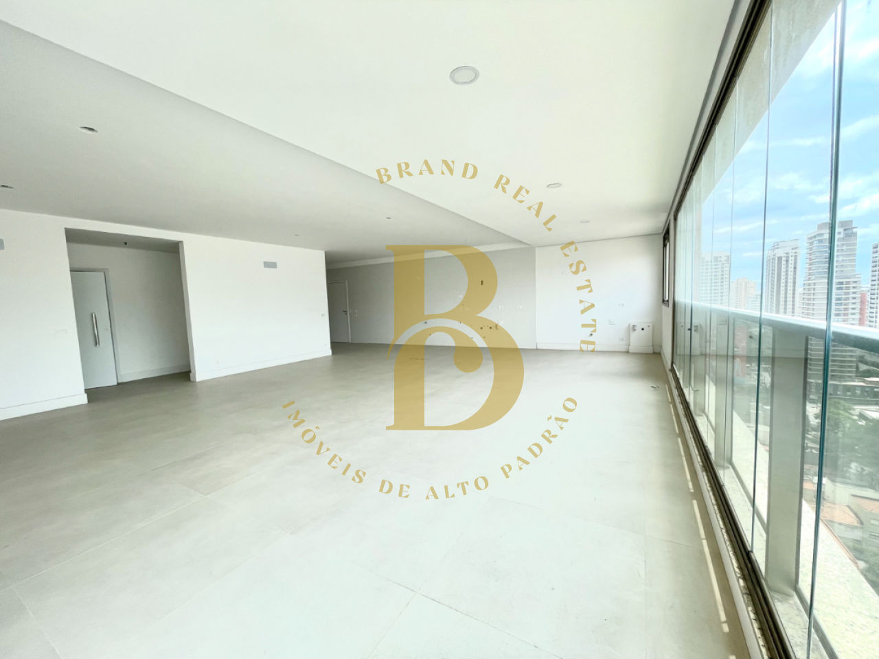 Foto 5 - BR7703