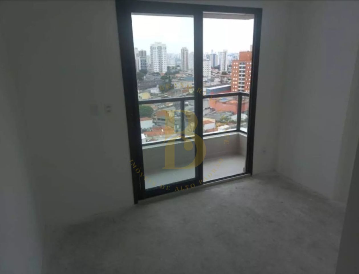 Foto 5 - BR7736