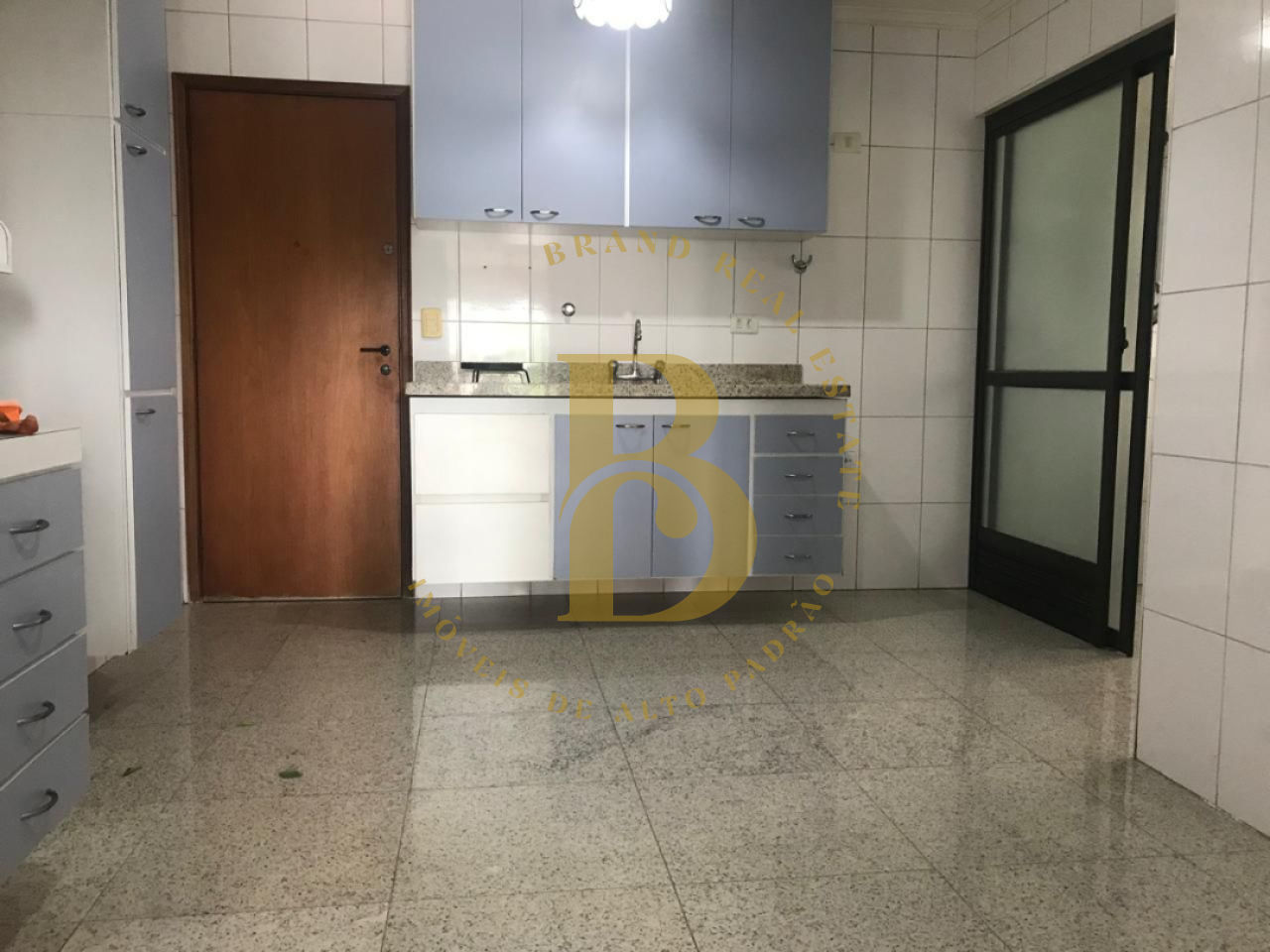 Foto 26 - BR8005