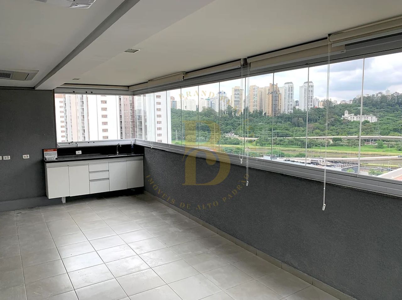 Foto 4 - BR8166