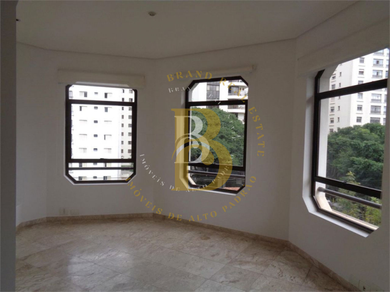 Foto 7 - BR8193