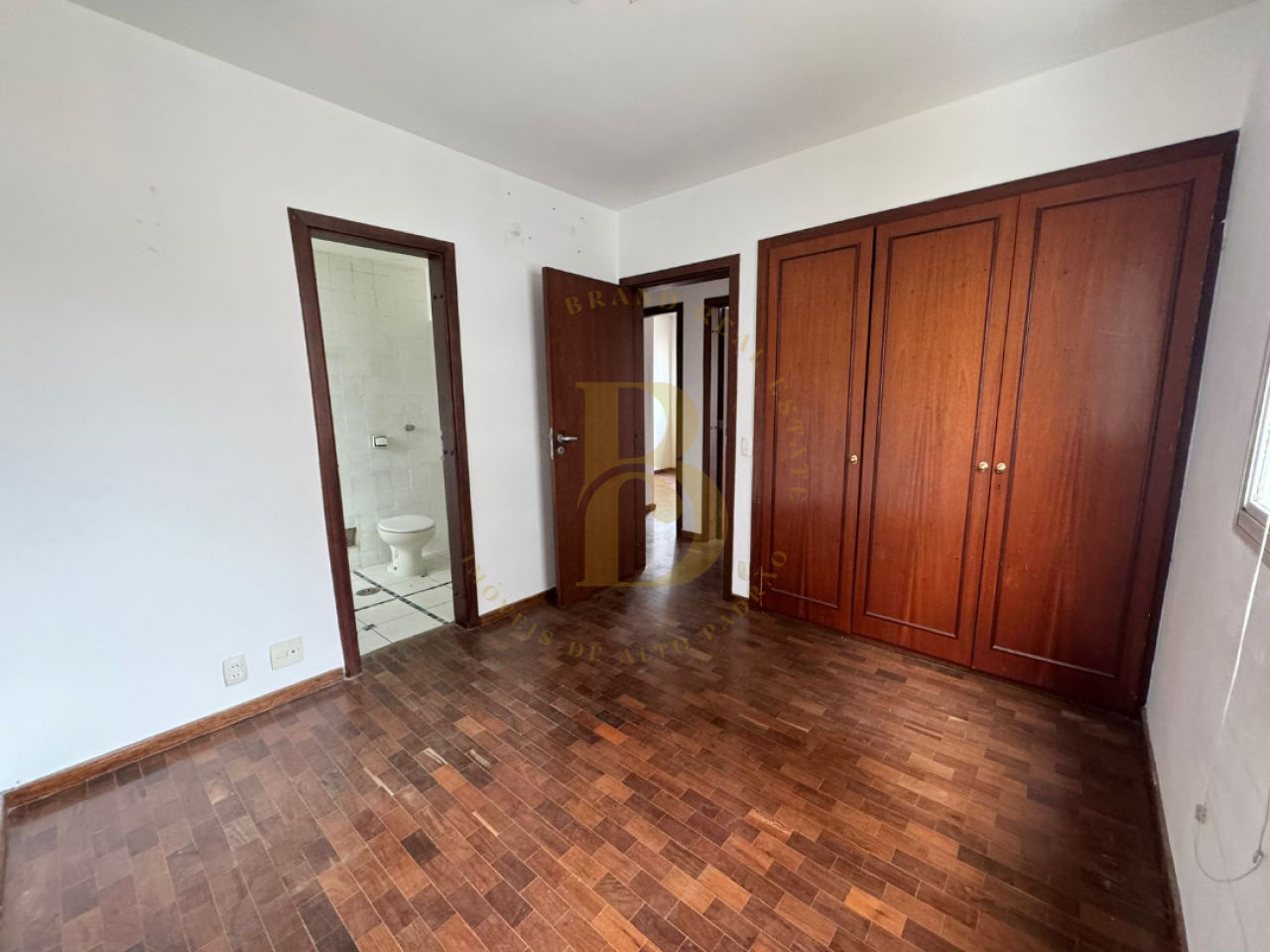 Foto 5 - BR8206