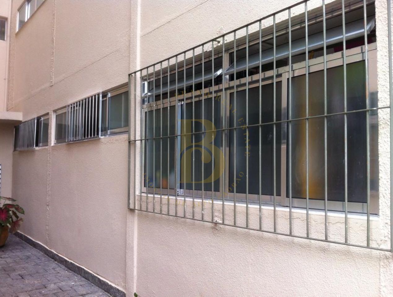 Foto 21 - BR8250