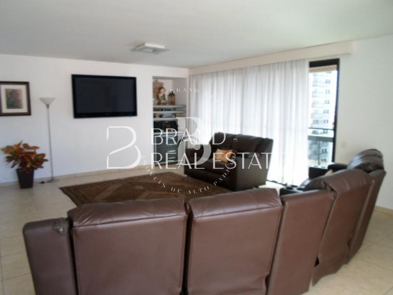 Foto 3 - BR833
