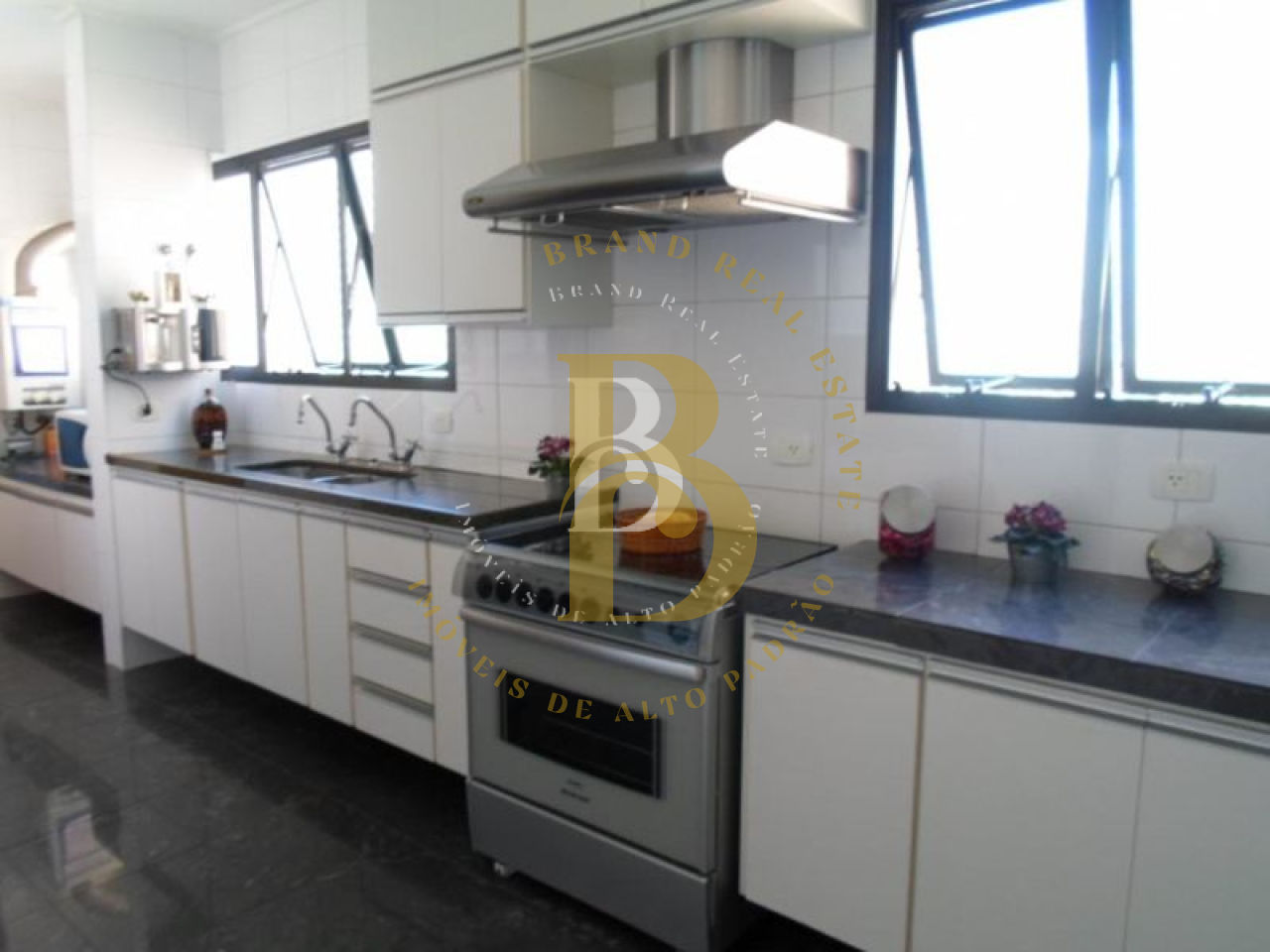 Foto 11 - BR833