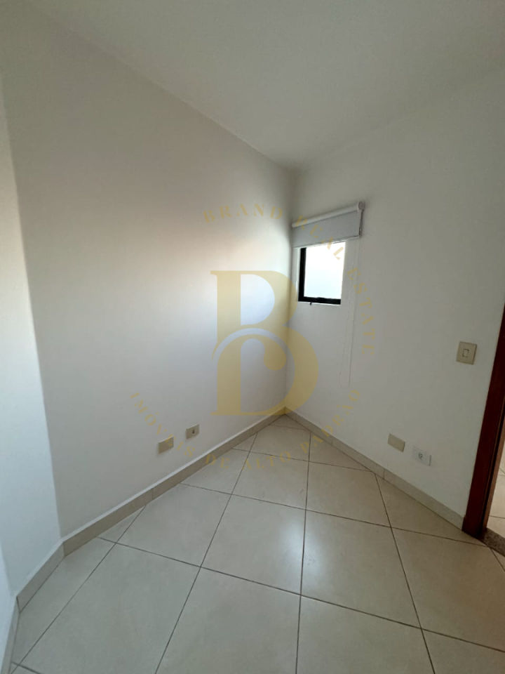Foto 38 - BR8418