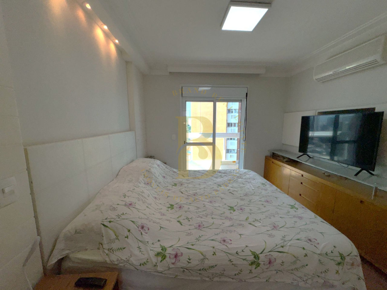Foto 44 - BR8429
