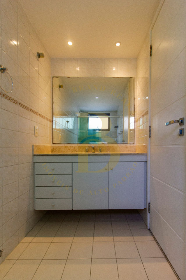 Foto 8 - BR8528