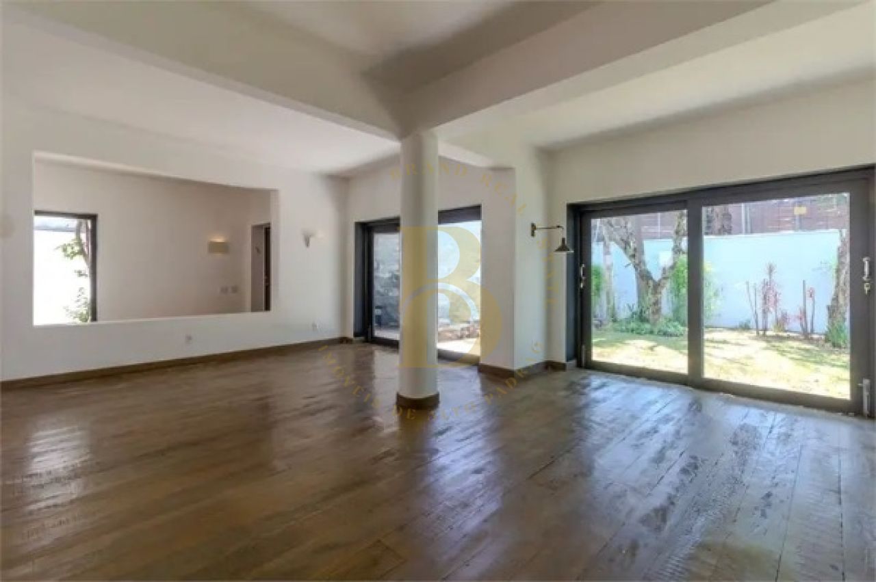 Foto 4 - BR8535