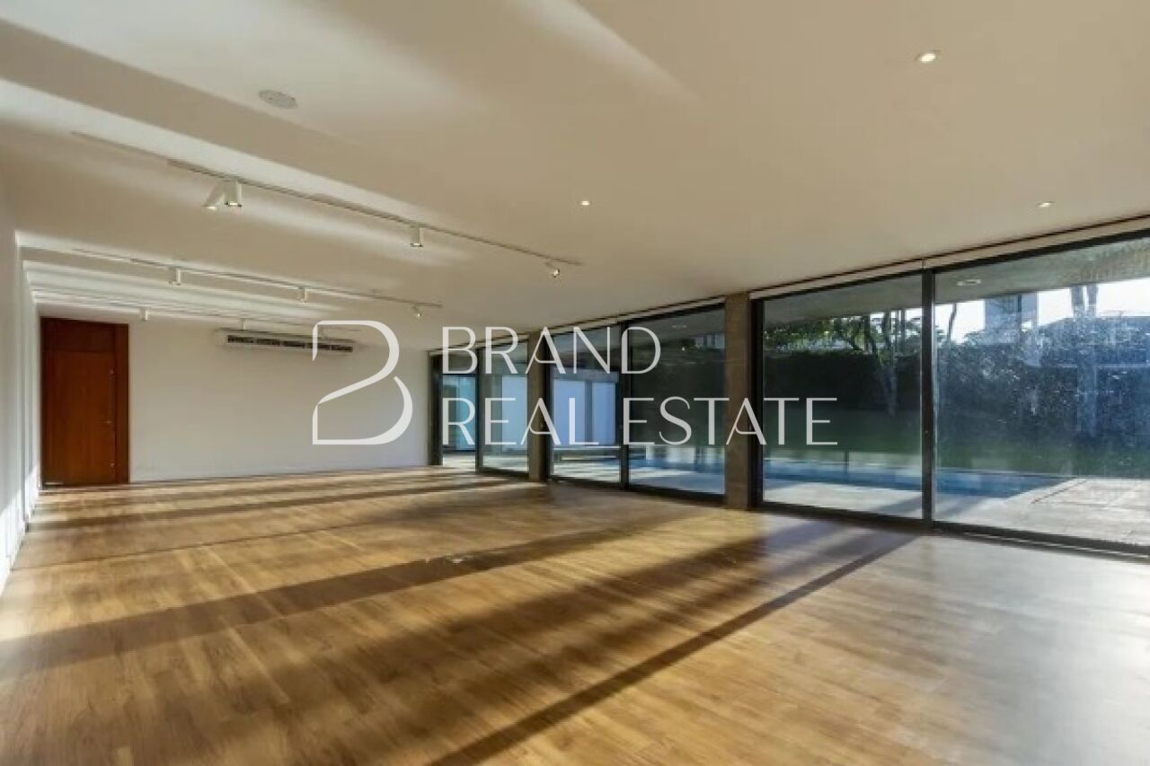 Foto 6 - BR8542