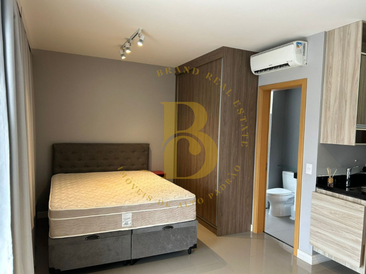 Foto 7 - BR8643