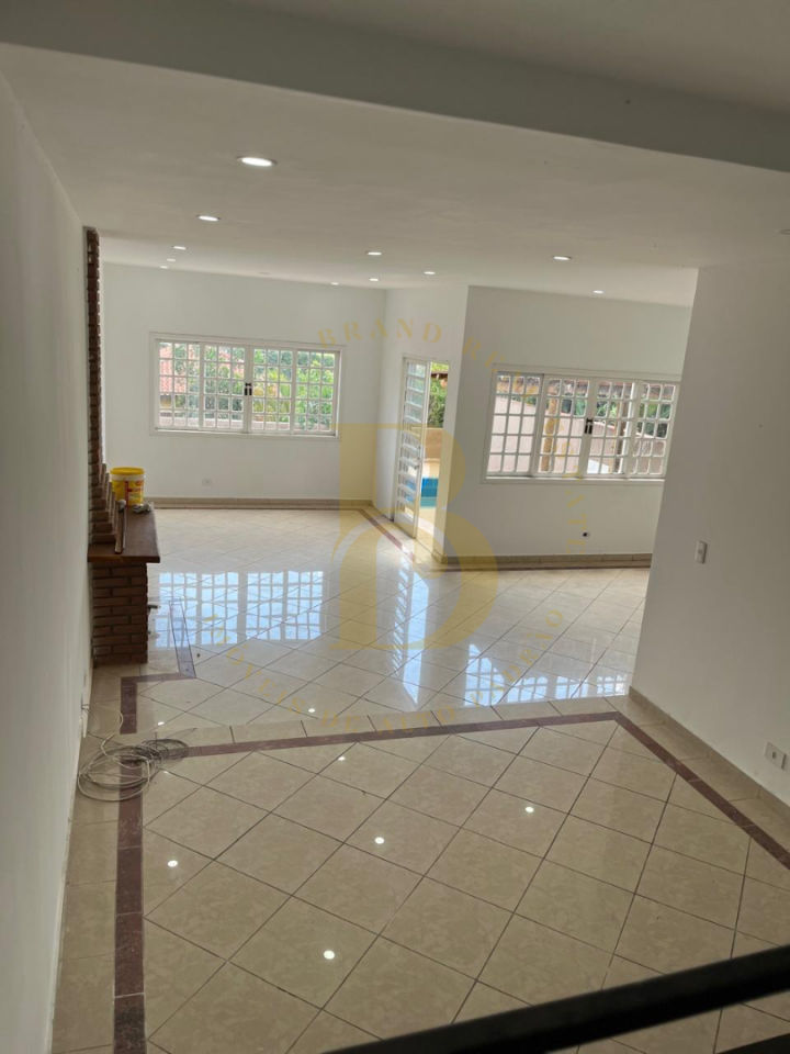Foto 6 - BR8659