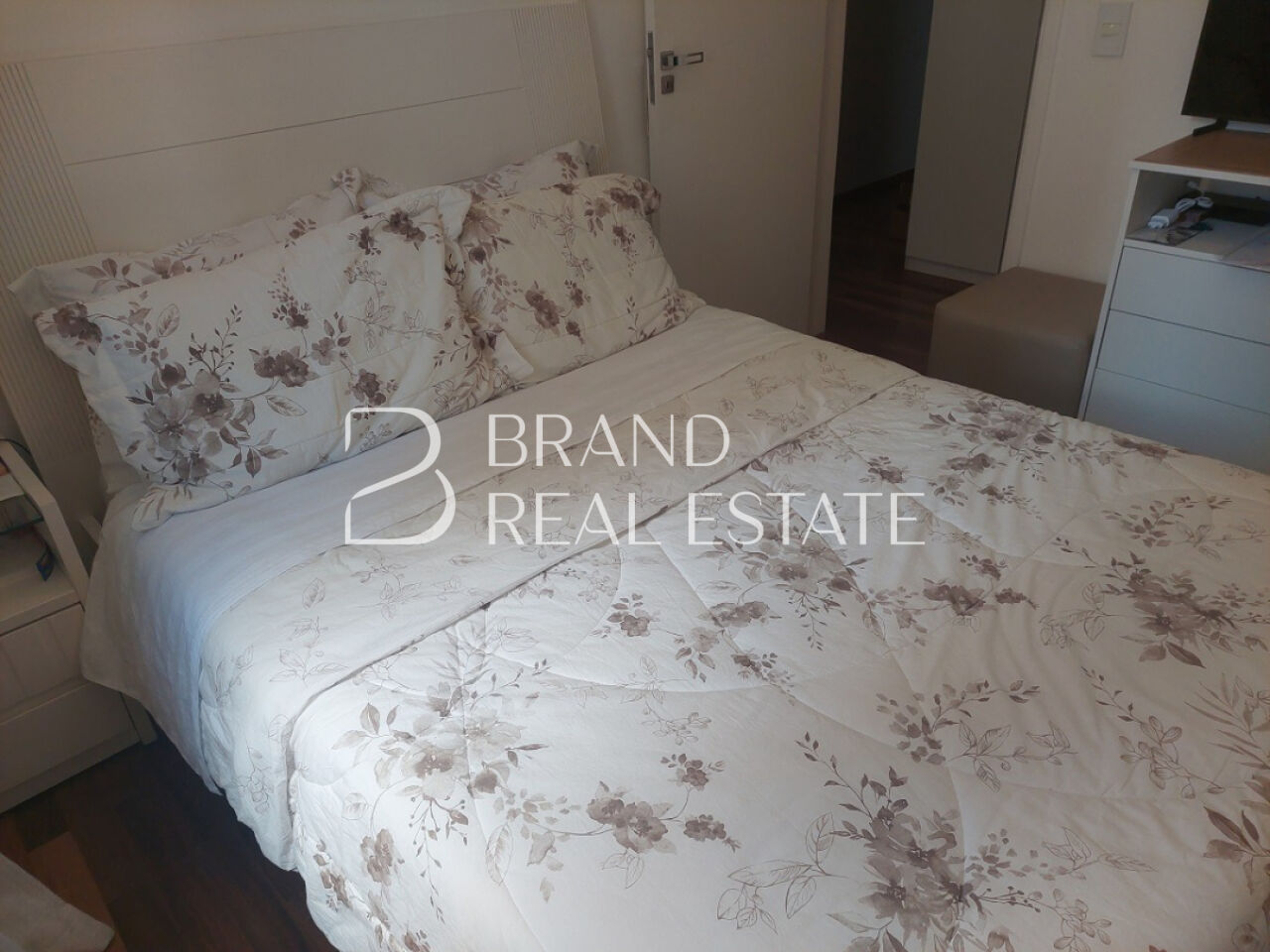Foto 5 - BR8774