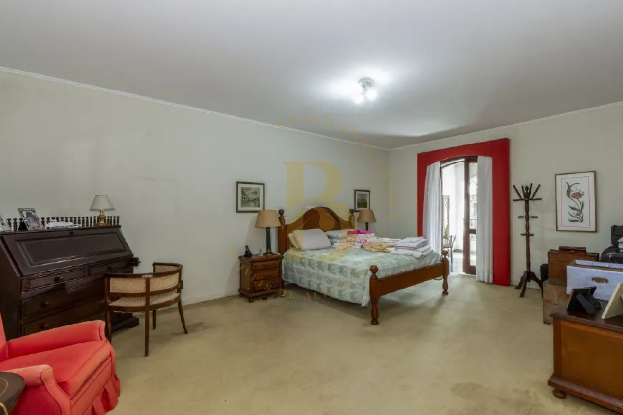 Foto 3 - BR8935