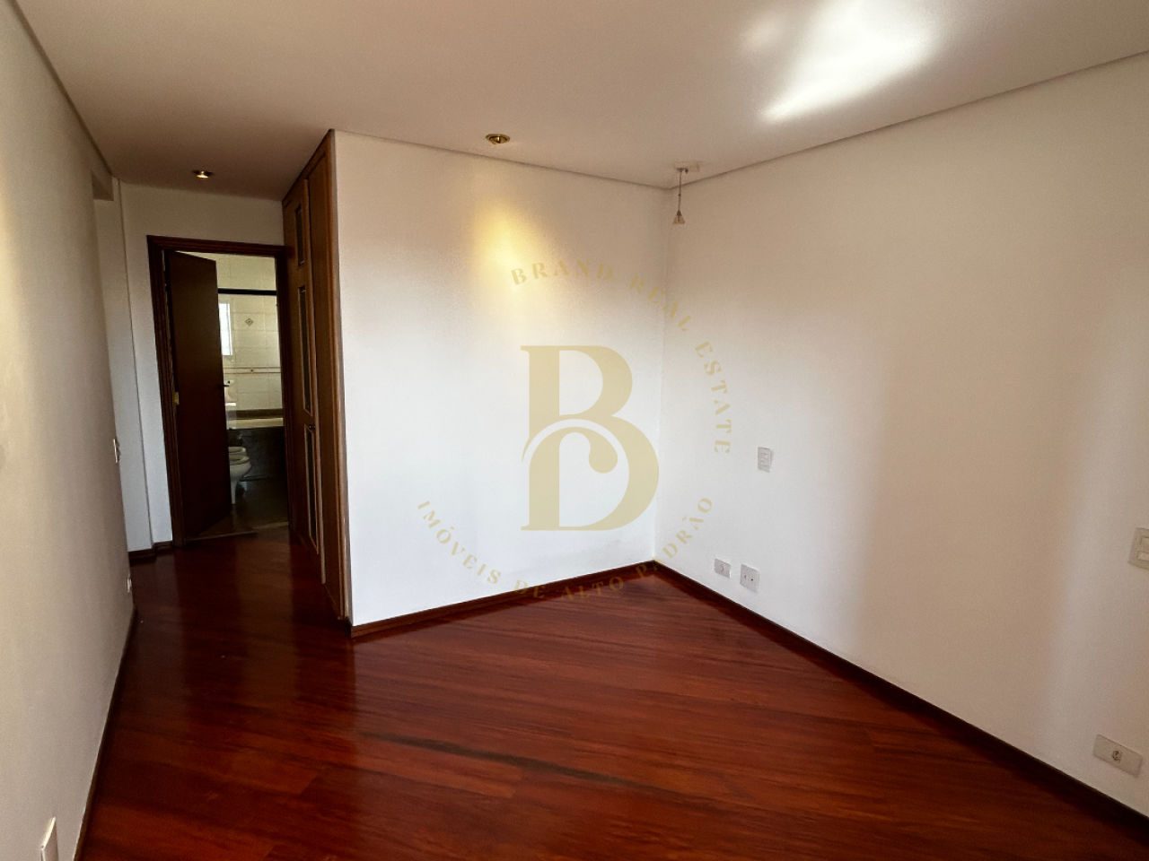 Foto 8 - BR9012