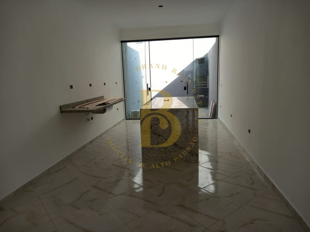 Foto 3 - BR9328
