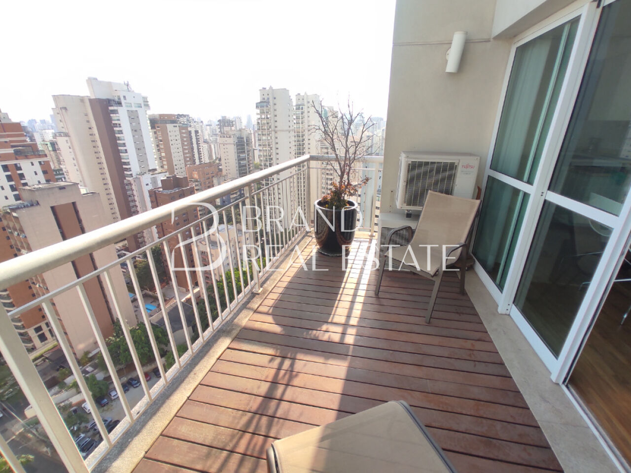Foto 3 - BR9525