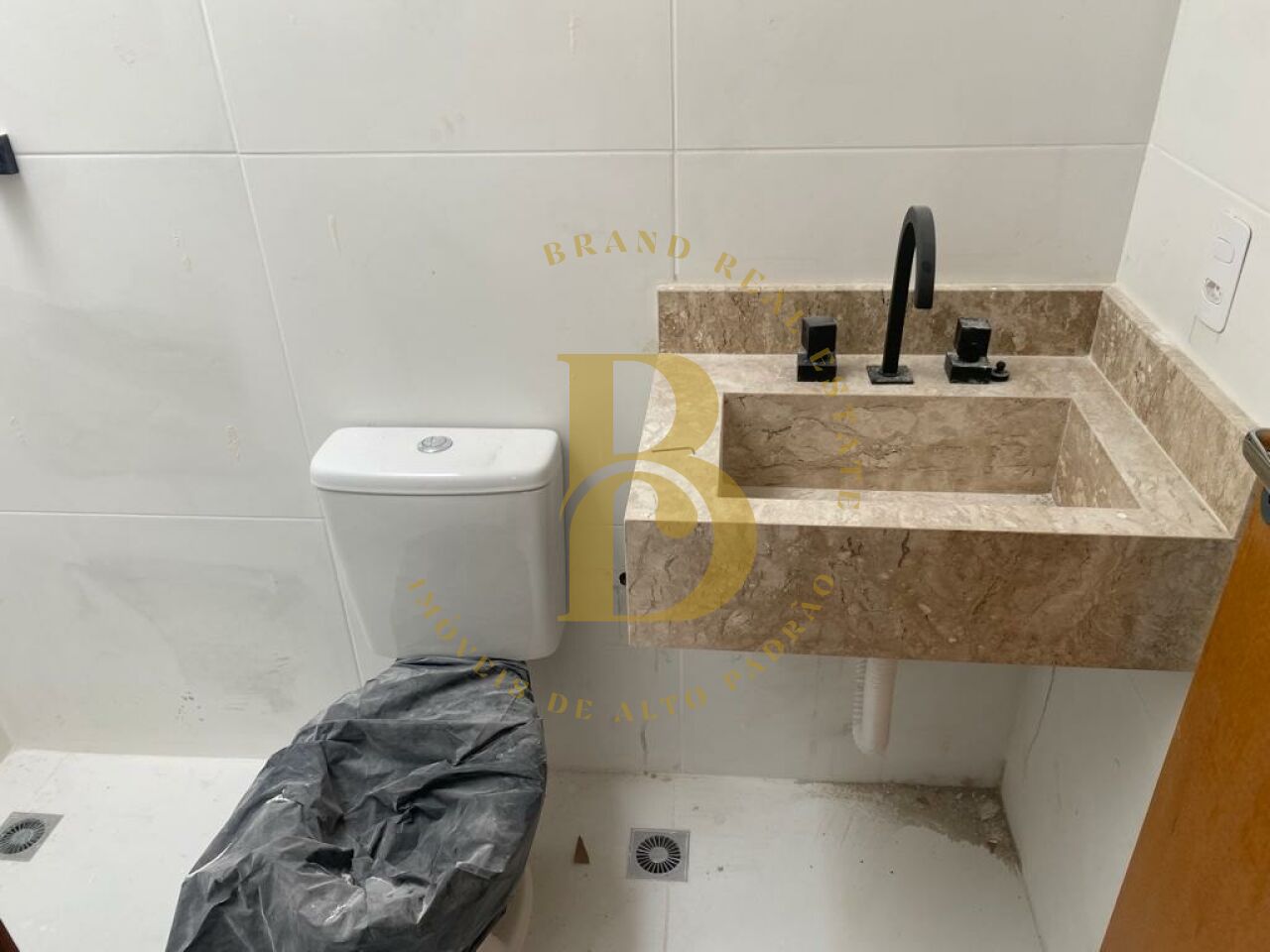 Foto 7 - BR9573