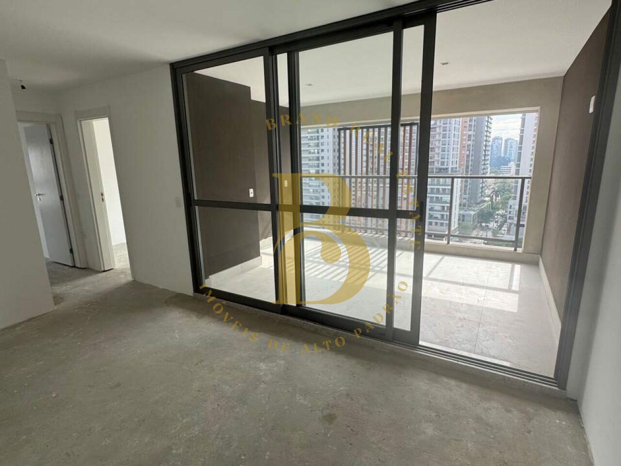 Foto 3 - BR9719
