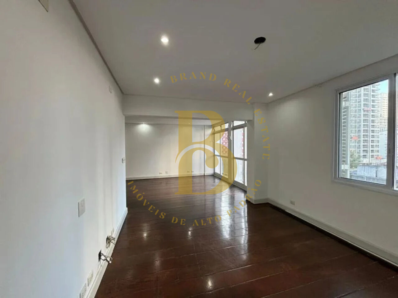 Foto 5 - BR9881