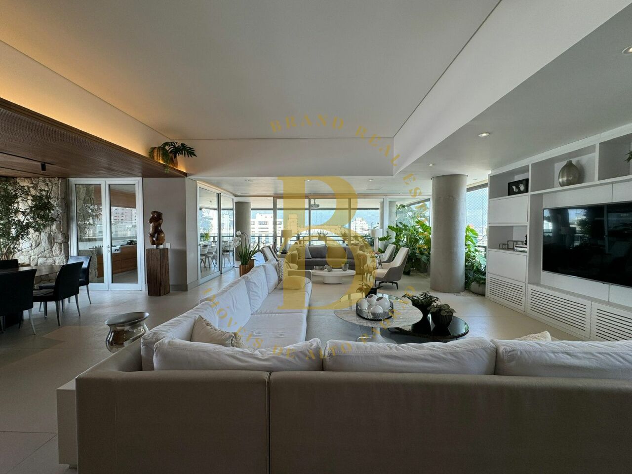 Foto 5 - BR9933