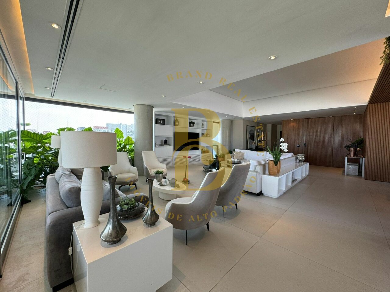 Foto 8 - BR9933