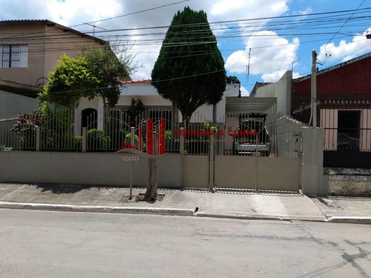 Casa Térrea para Venda - Vila Nova Mazzei