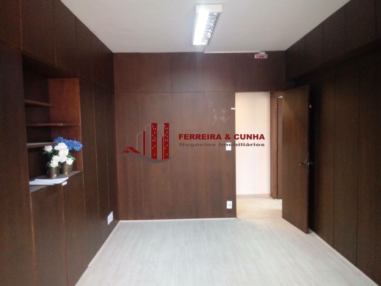 Conj. Comercial para Venda - República