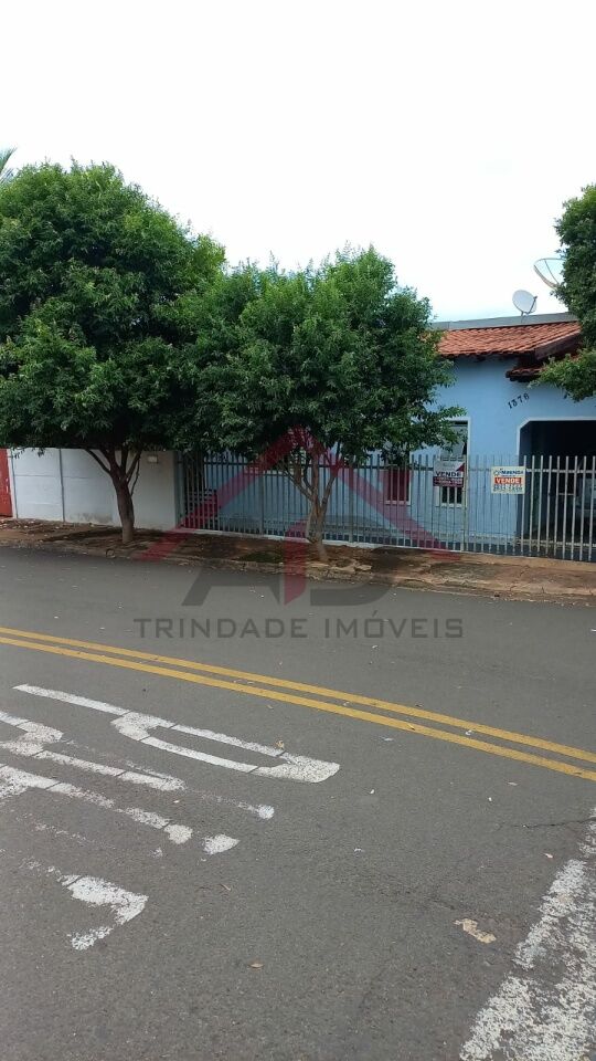 Casa Térrea para Venda - Centro
