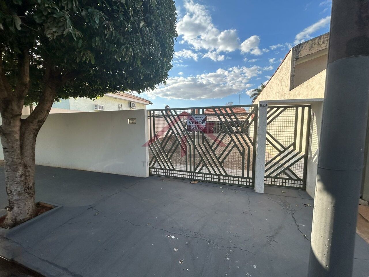 Casa Térrea para Venda - Centro
