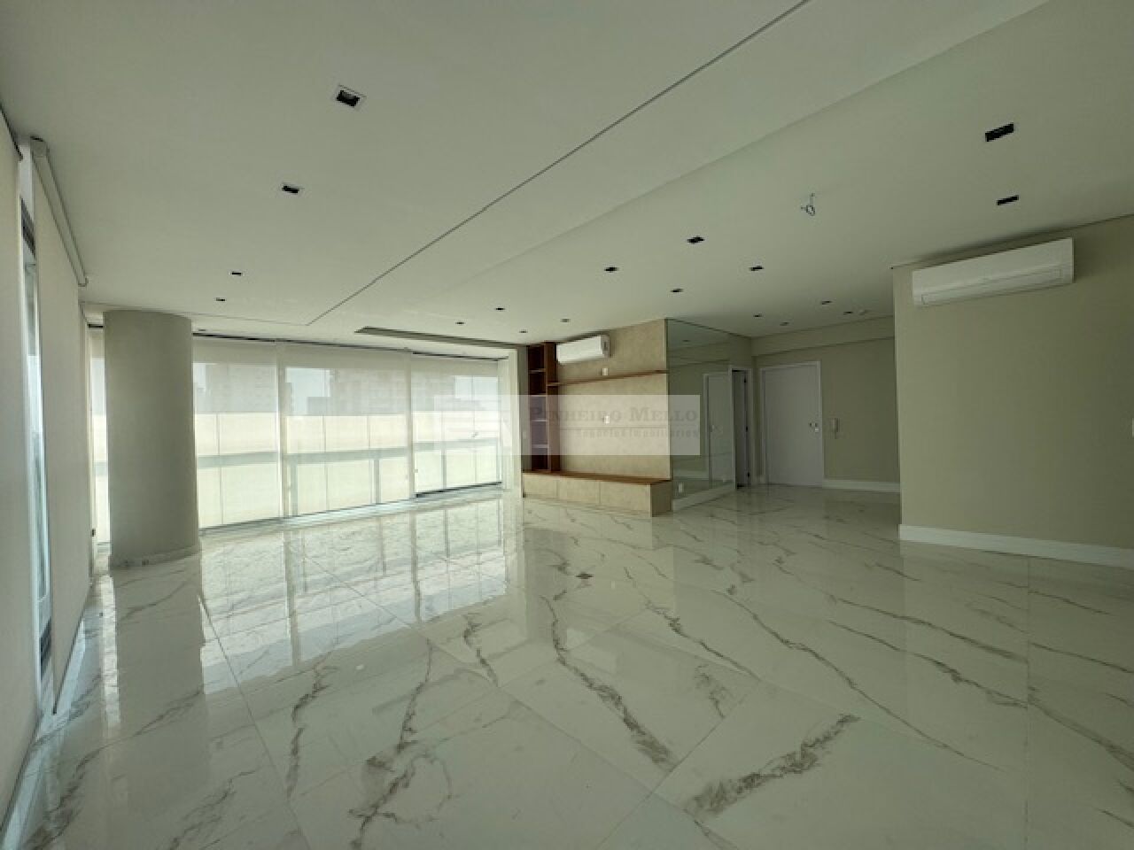 Apartamento para Venda - Vila Cordeiro