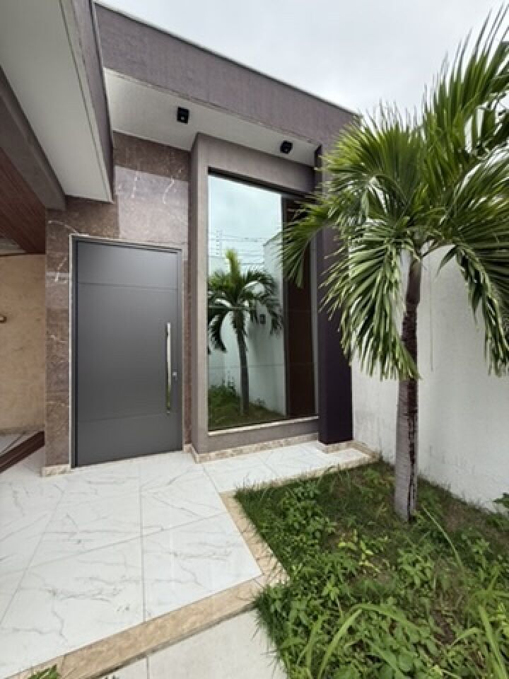 Casa Térrea para Venda - Renato Parente