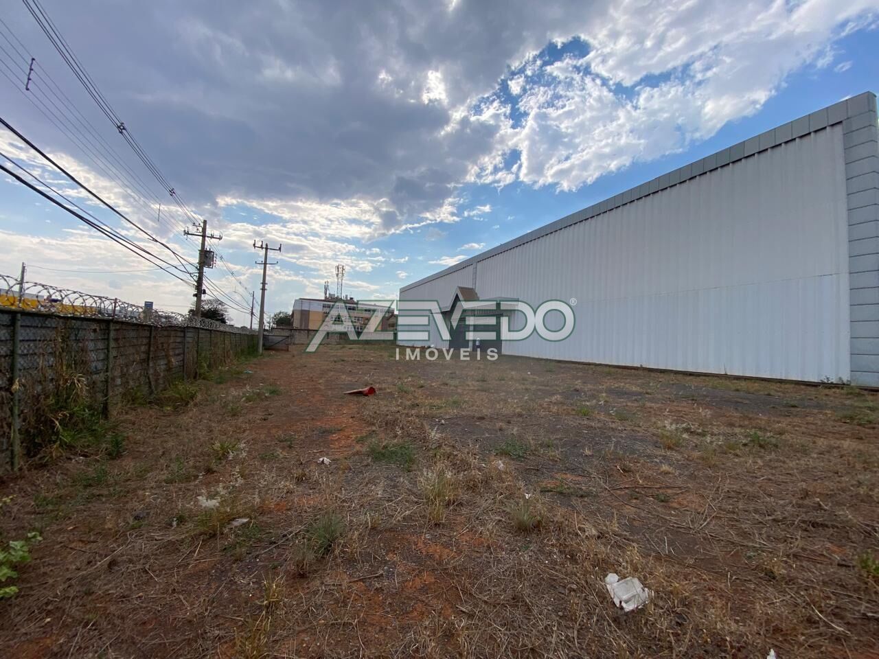 Galpão para Locação - Zona Industrial Guará