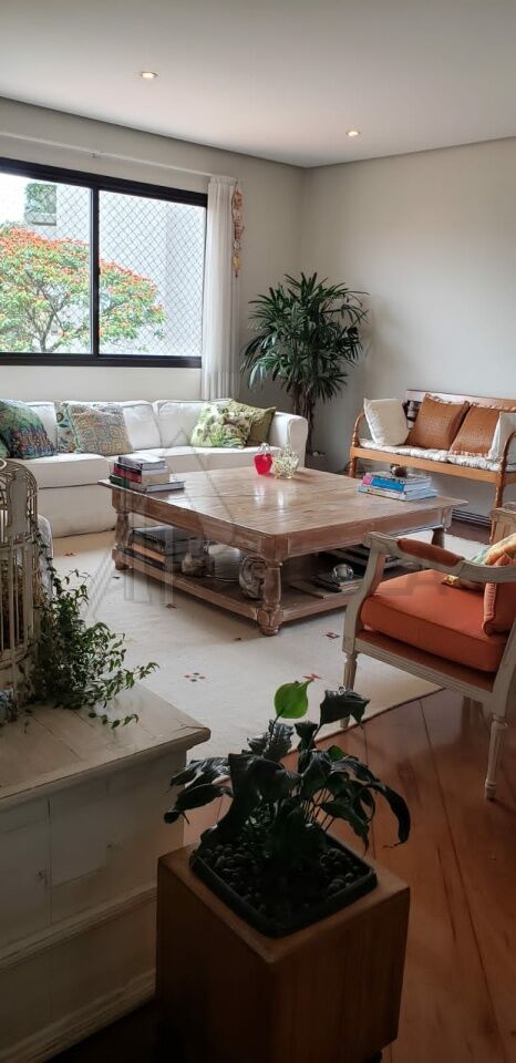 Apartamento para Venda - �gua Fria