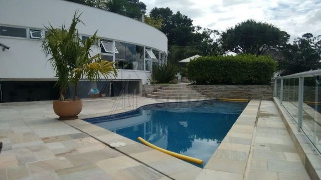Condom�nio para Venda - Jardim Ibiratiba