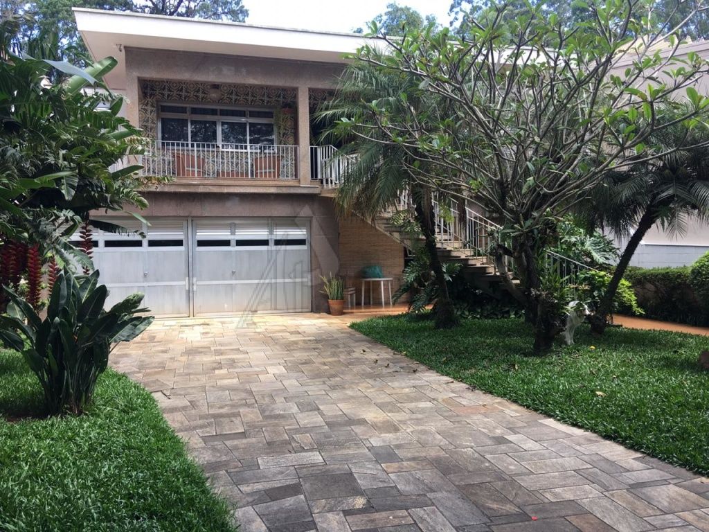 Casa Assobradada para Venda - Horto Florestal