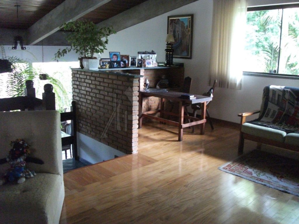 Casa Assobradada para Venda - Alpes Da Cantareira